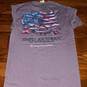 SIMPLY SOUTHERN FISHING LURES USA UNISEX T-SHIRT size medium new with tags